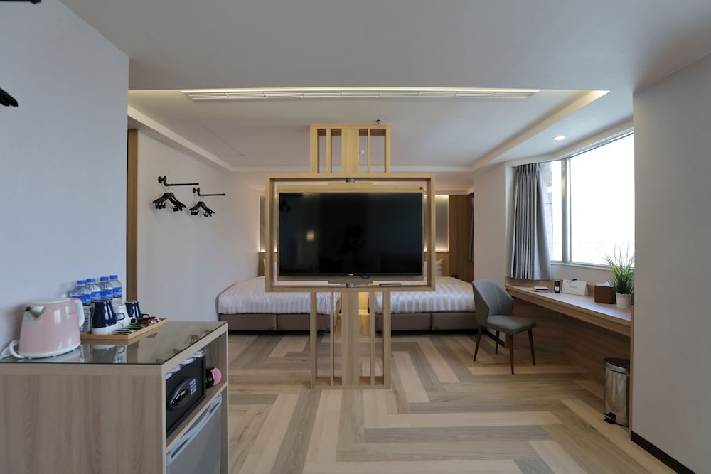 Silken Hotel 55/63