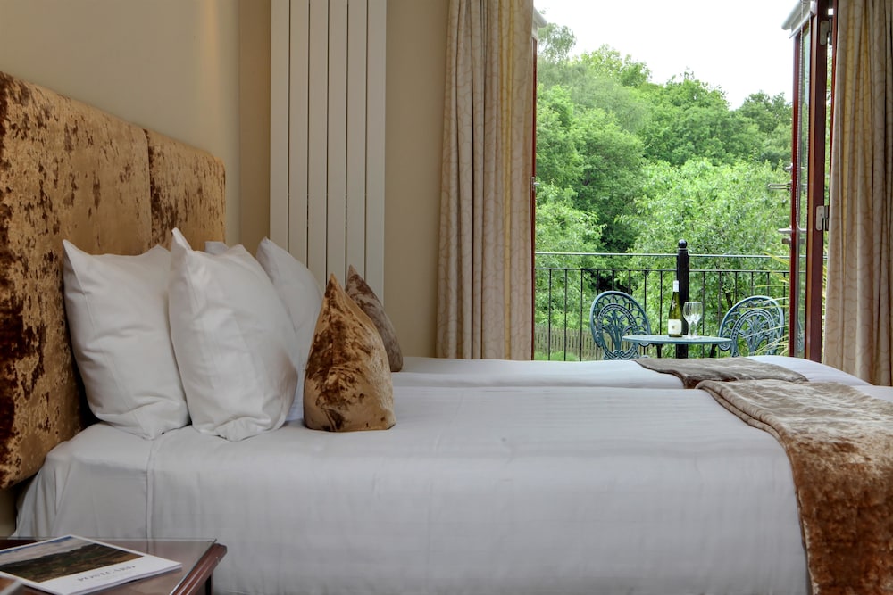 Best Western Plus Grim's Dyke Hotel 25/48