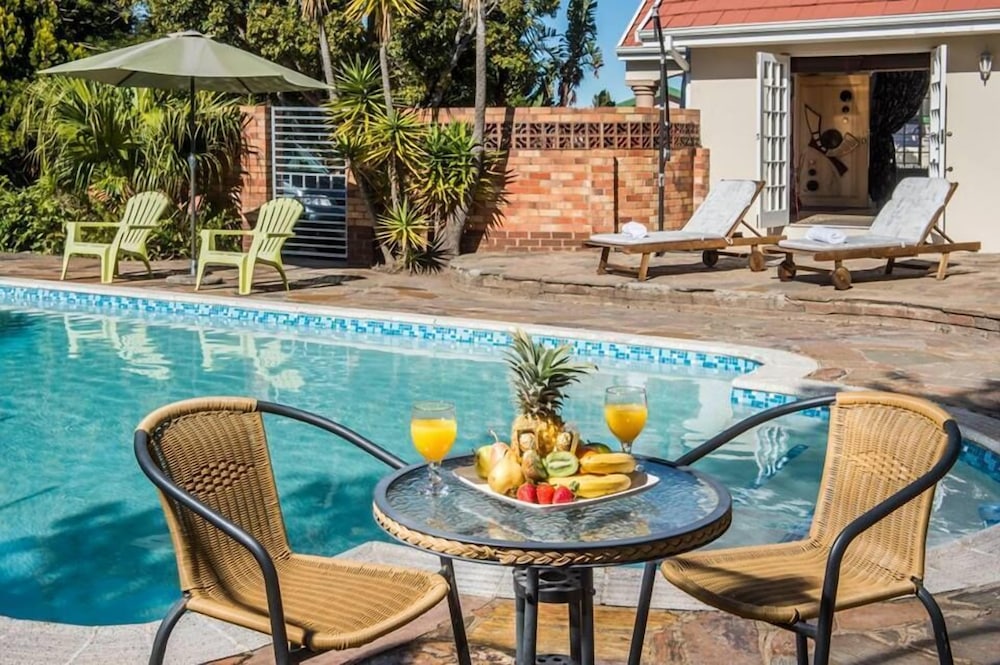 Bhotani Bed And Breakfast 10/15