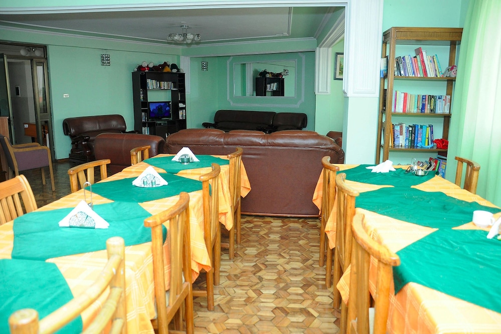 Yeka Guest House 22/36