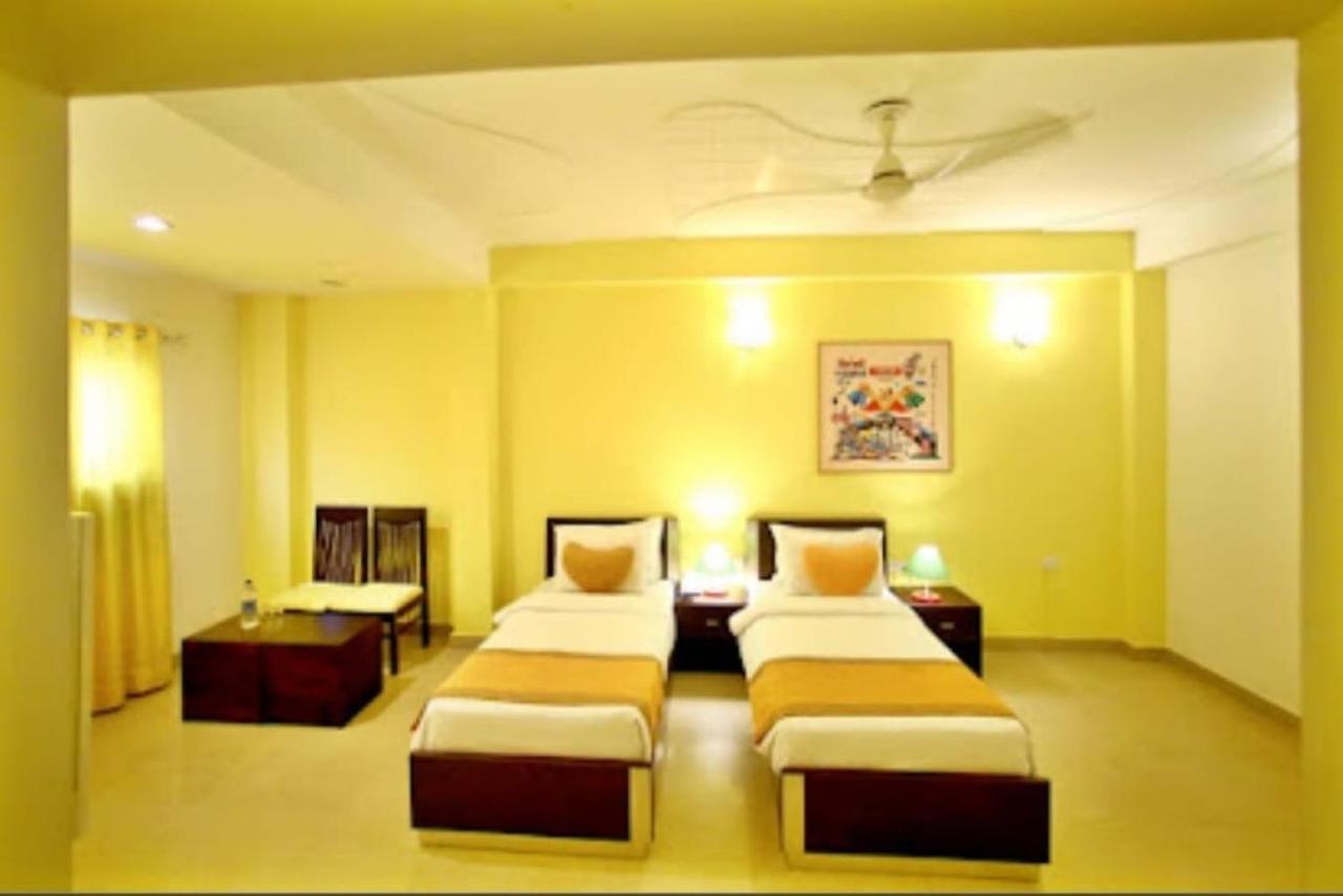 Oyo Rooms 766 Delhi Airport 16/29
