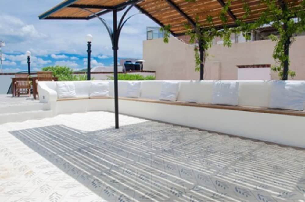 Casa de los Olivos 45/47