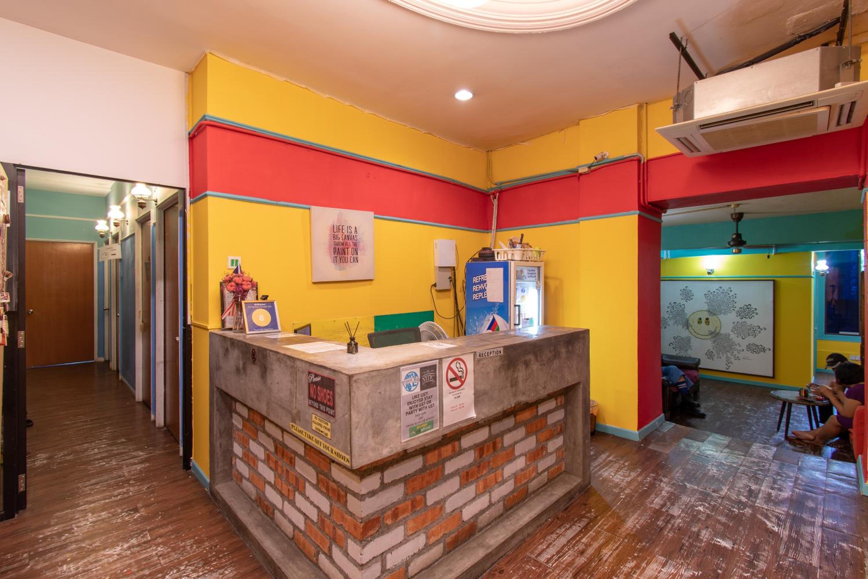 The Travel Hub Guesthouse 7/50