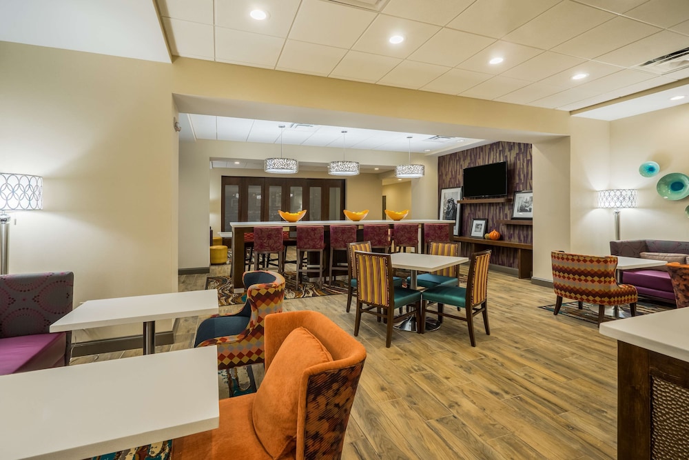 Hampton Inn Newport, TN 21/34