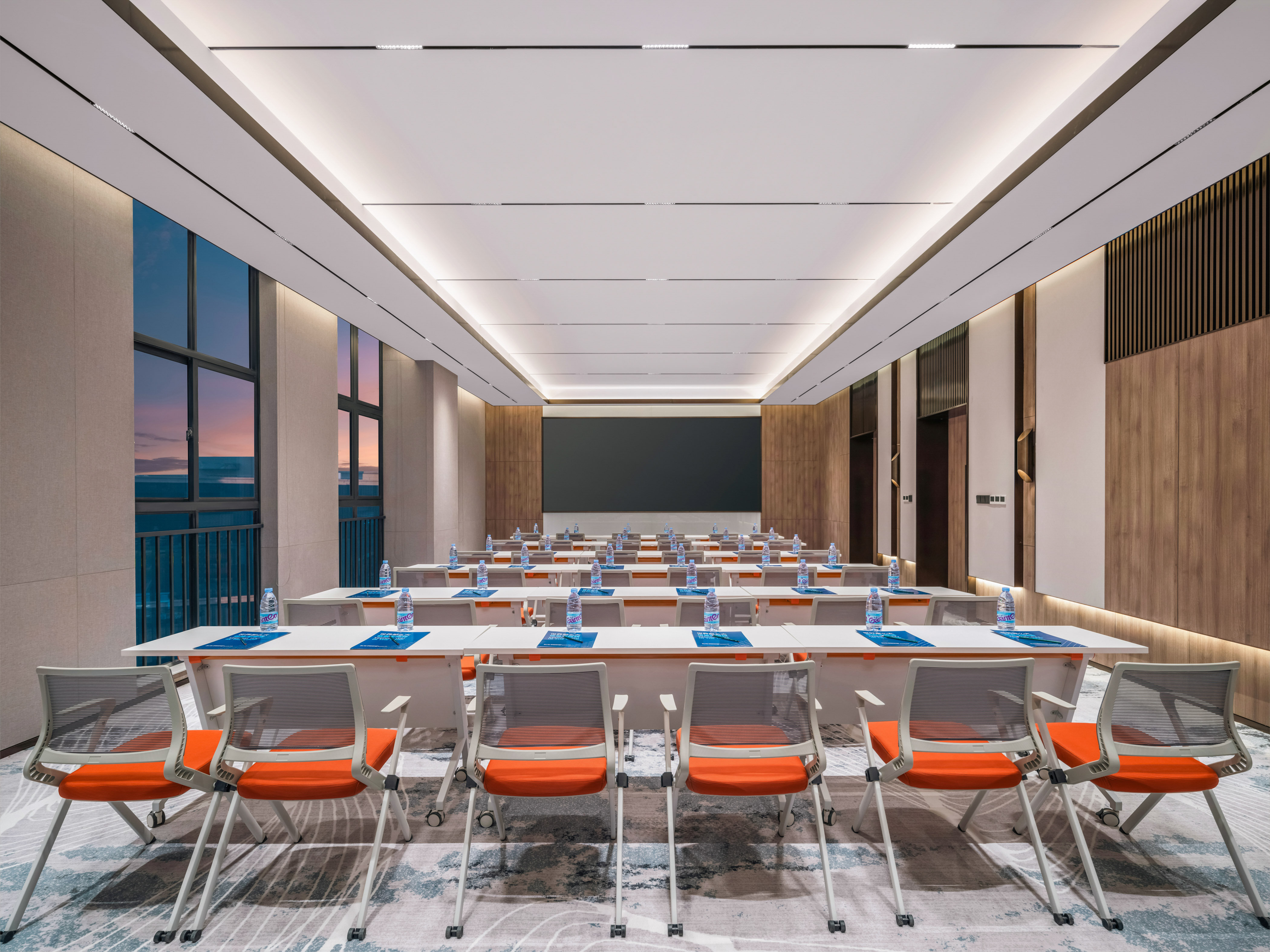 Holiday Inn Express Changzhou Henglin 28/33