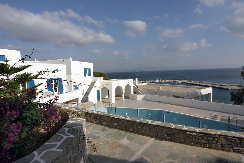 Arkas Inn 40/45