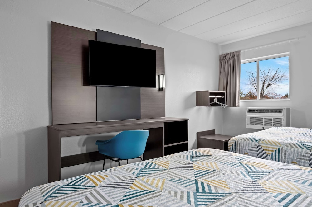 Motel6 Portland, ME 43/66