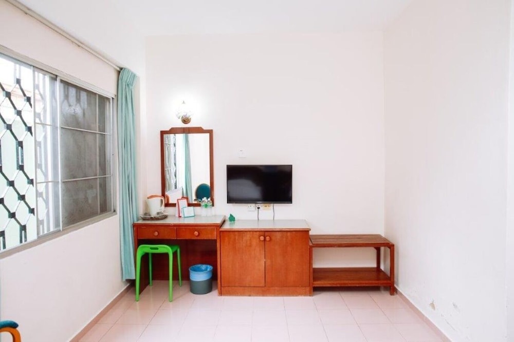 OYO 1236 Hotel Green Park 17/58