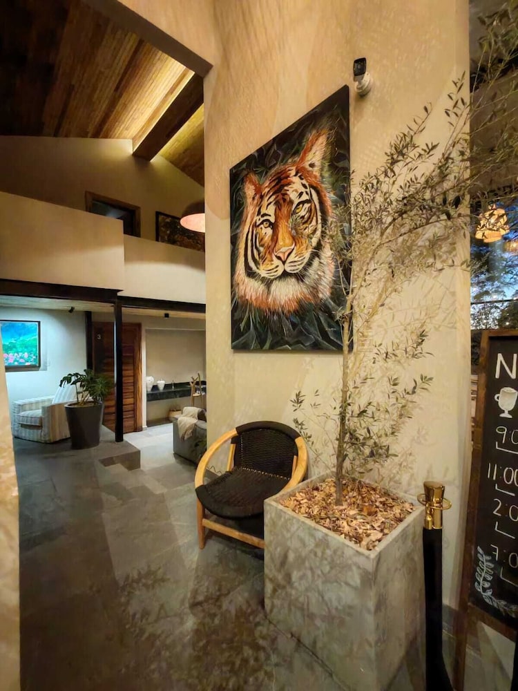 Serenzzo Hotel & Cuisine 7/50