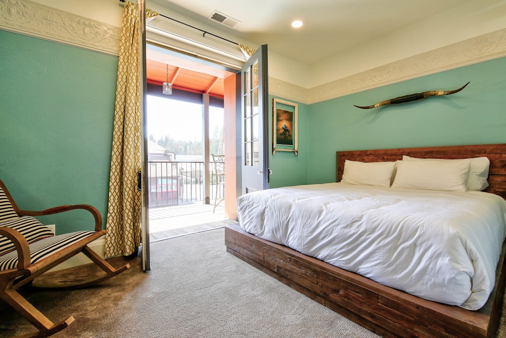 Adobe, Suite, King Bed