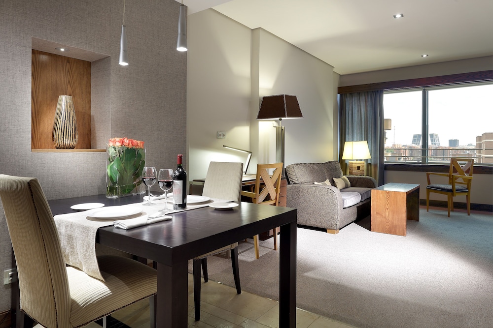 Eurostars Suites Mirasierra 55/63
