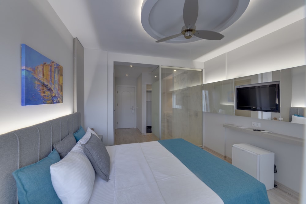 La Brezza Suite &amp; Hotel 17/63