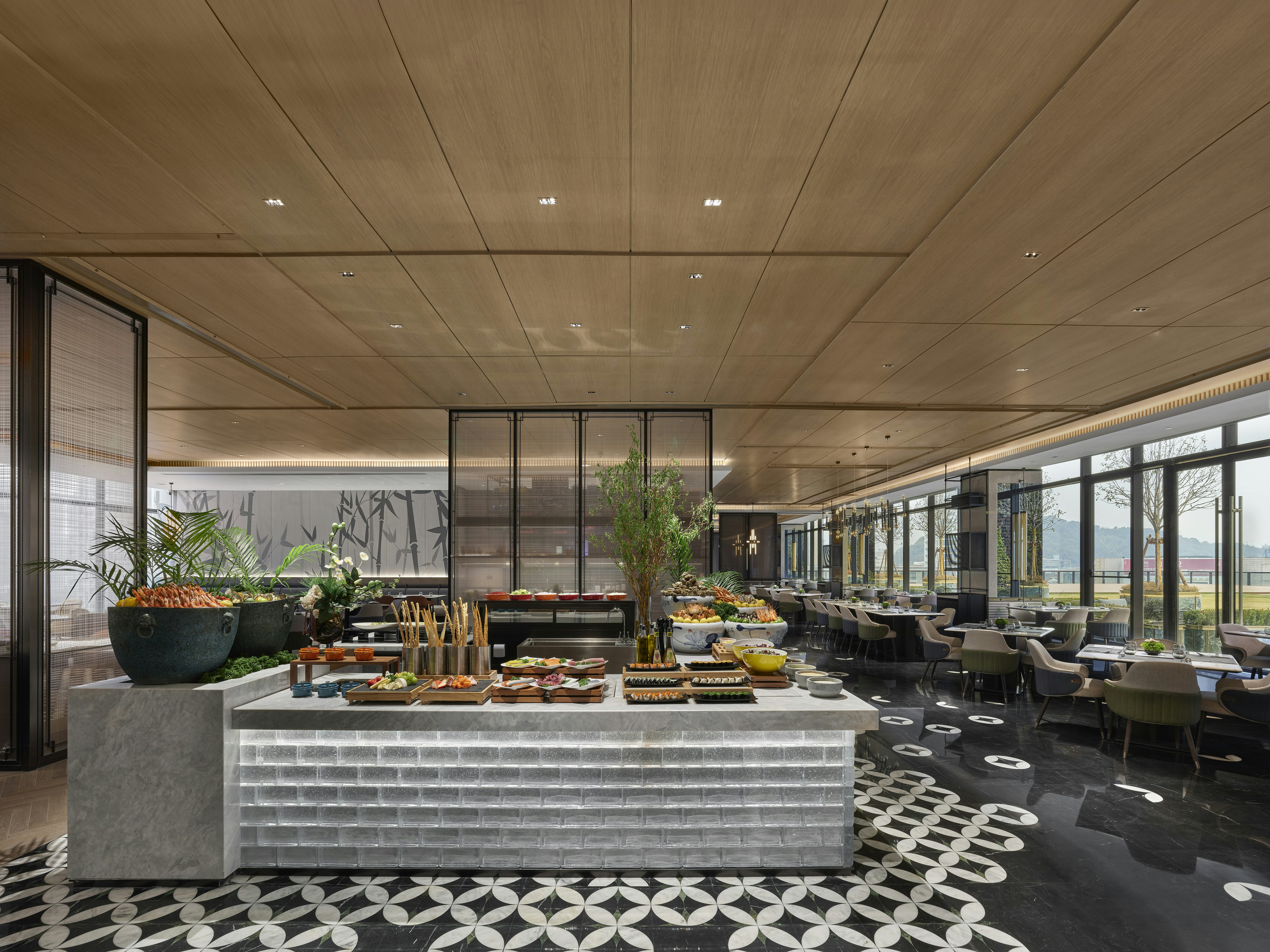 Hilton Yuyao 25/27