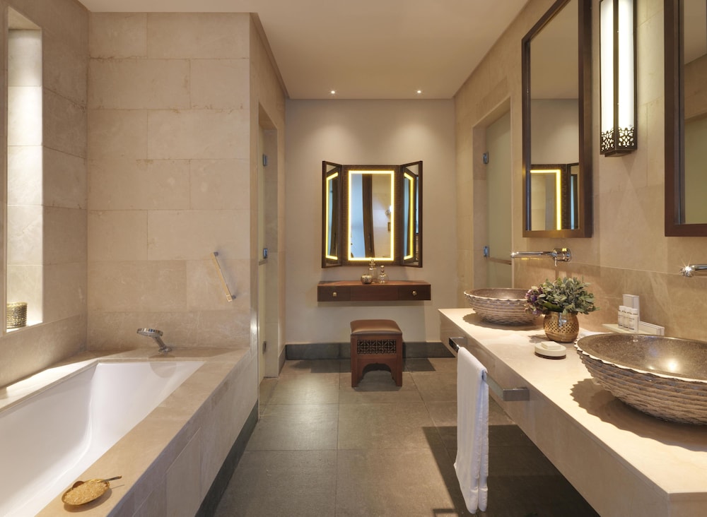 Anantara Al Jabal Al Akhdar Resort 79/80