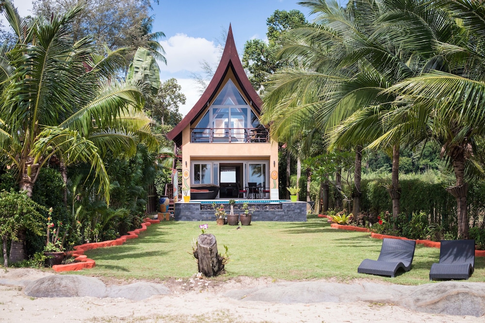Villa Manipura 30/38