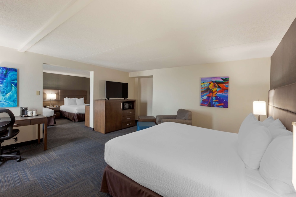 Best Western Plus Toronto Airport Hotel 17/38