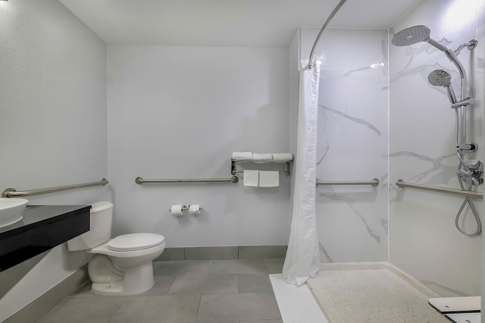 Motel6 Fort Worth, TX - Burleson 55/60