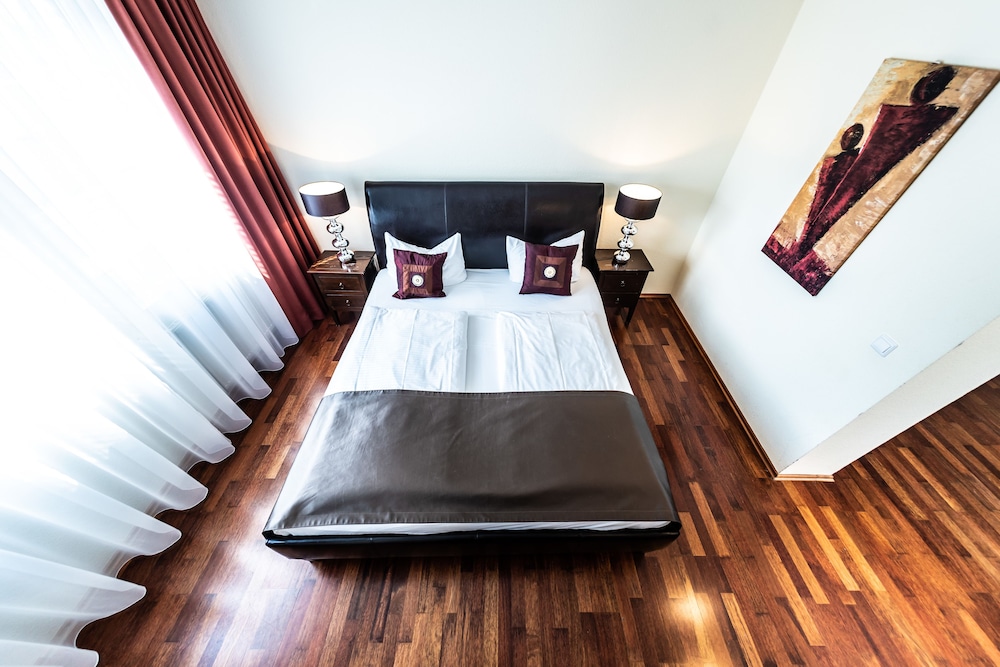Mauritius Hotel And Therme Cologne 34/75
