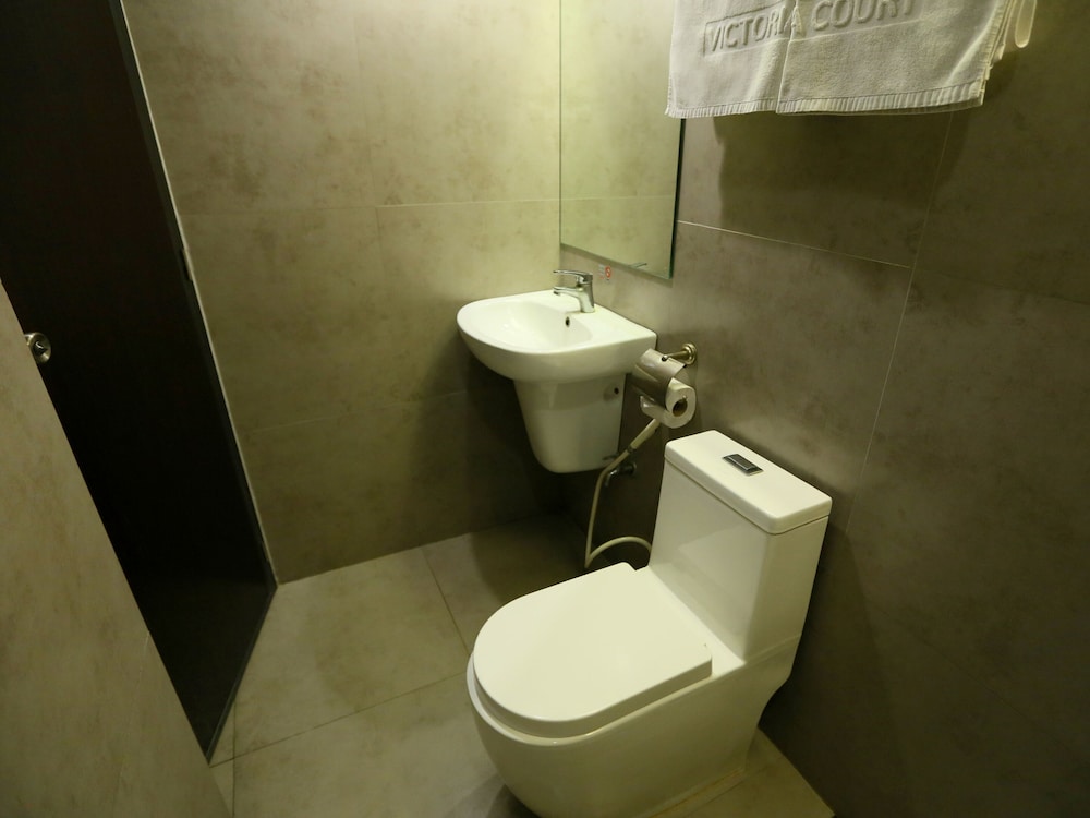 Hotel Ava Gil Puyat 47/56