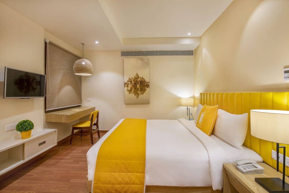 STANDARD, KING BED