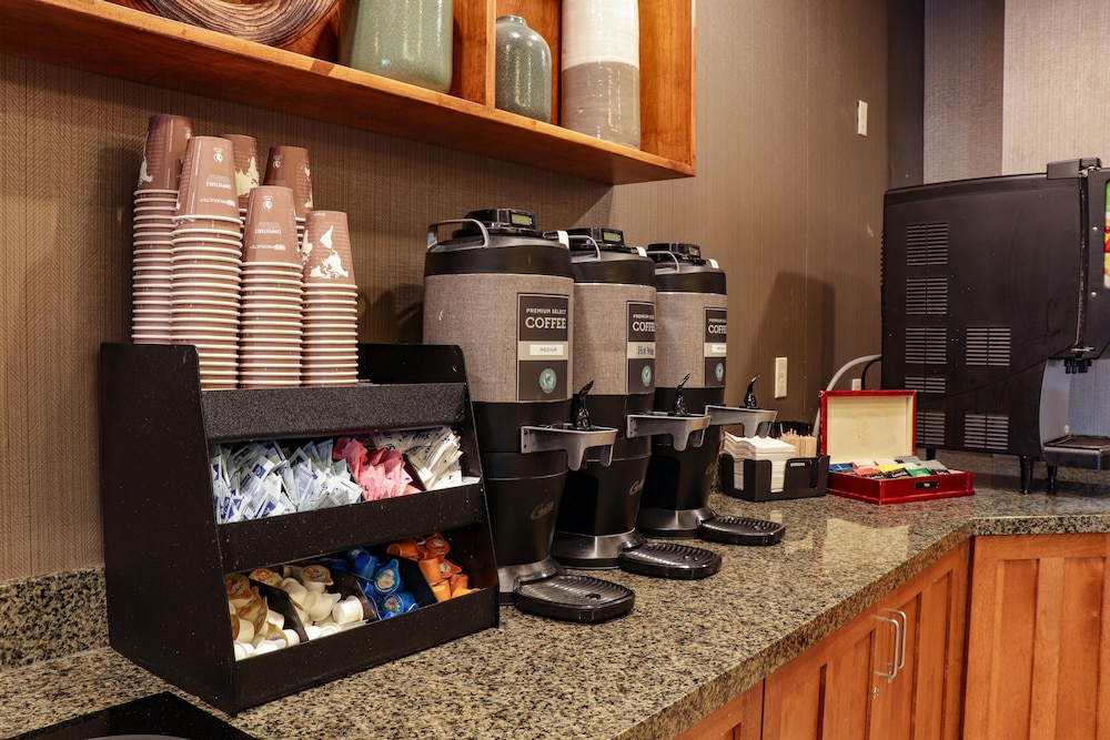 SpringHill Suites by Marriott Baton Rouge North/Airport 32/38