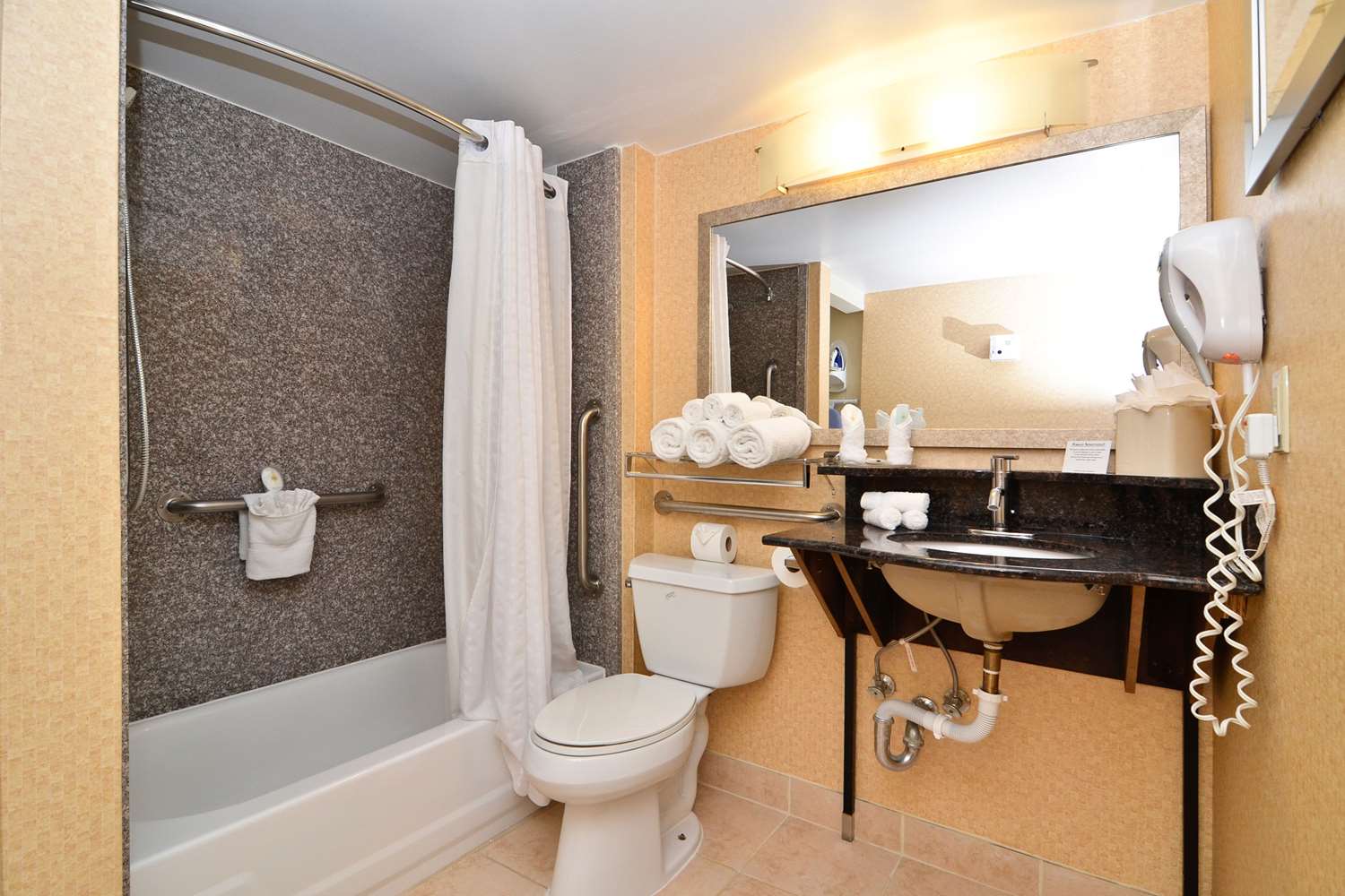 La Quinta Inn & Suites Washington DC-Capital/NoMA 33/33