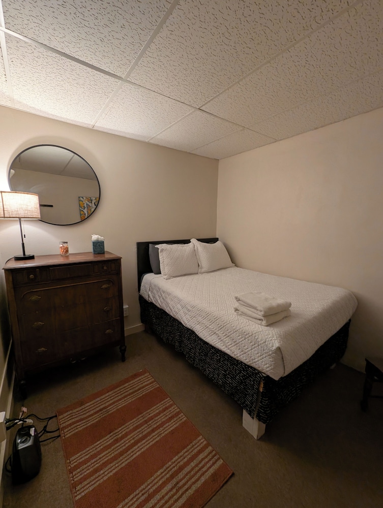 Inn the Clouds Hostel & Inn 32/75
