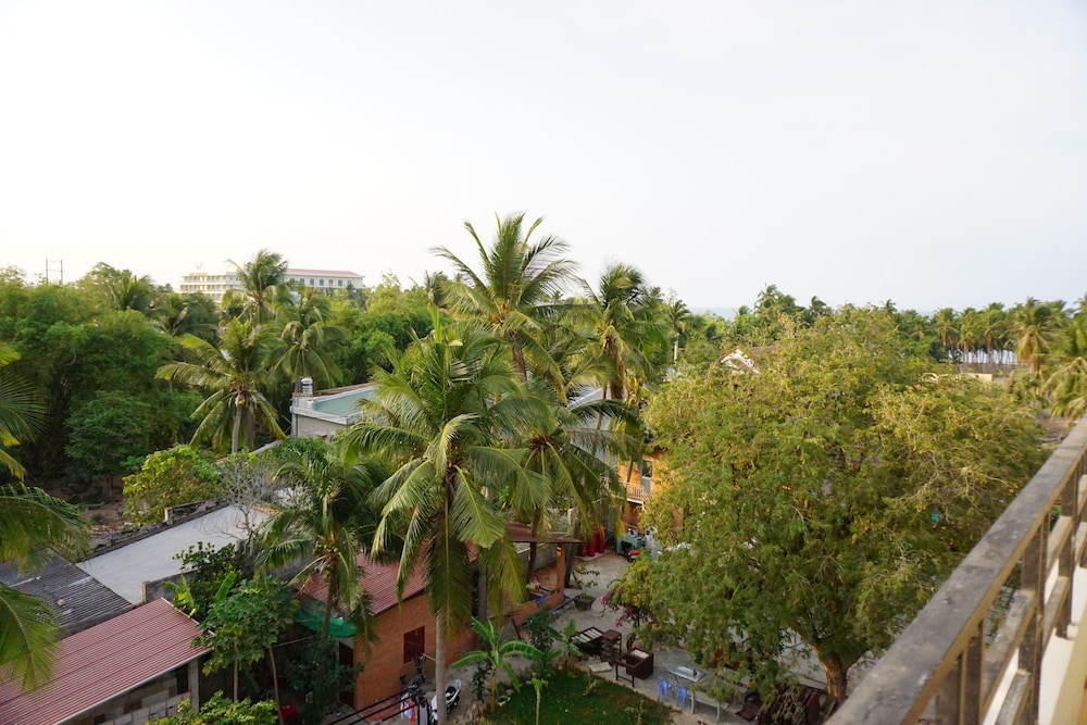 Cat Tien Guesthouse 56/61