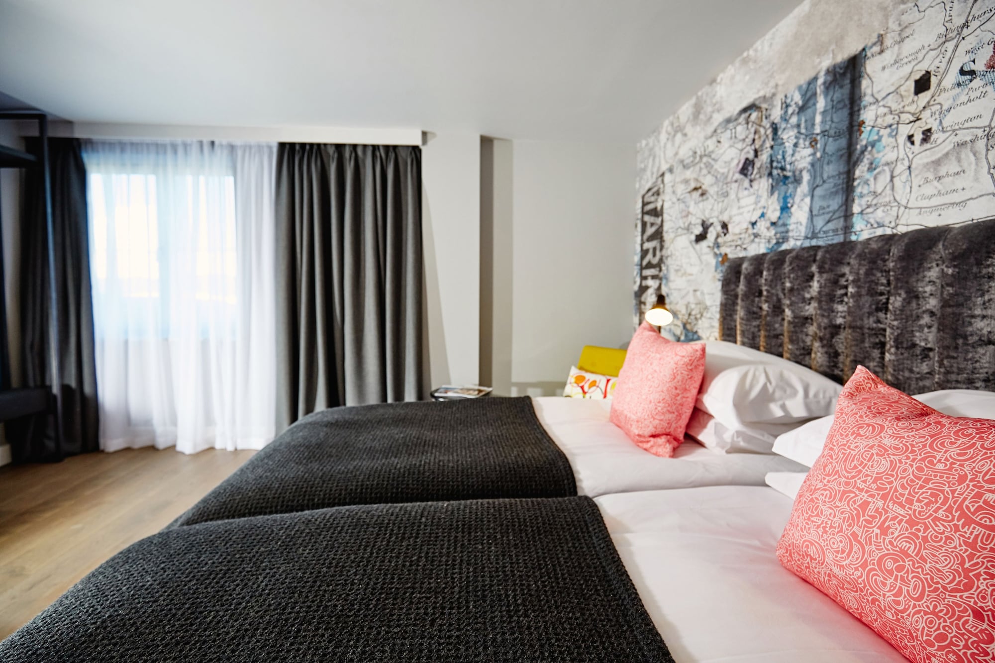 STANDARD, TWIN BEDS