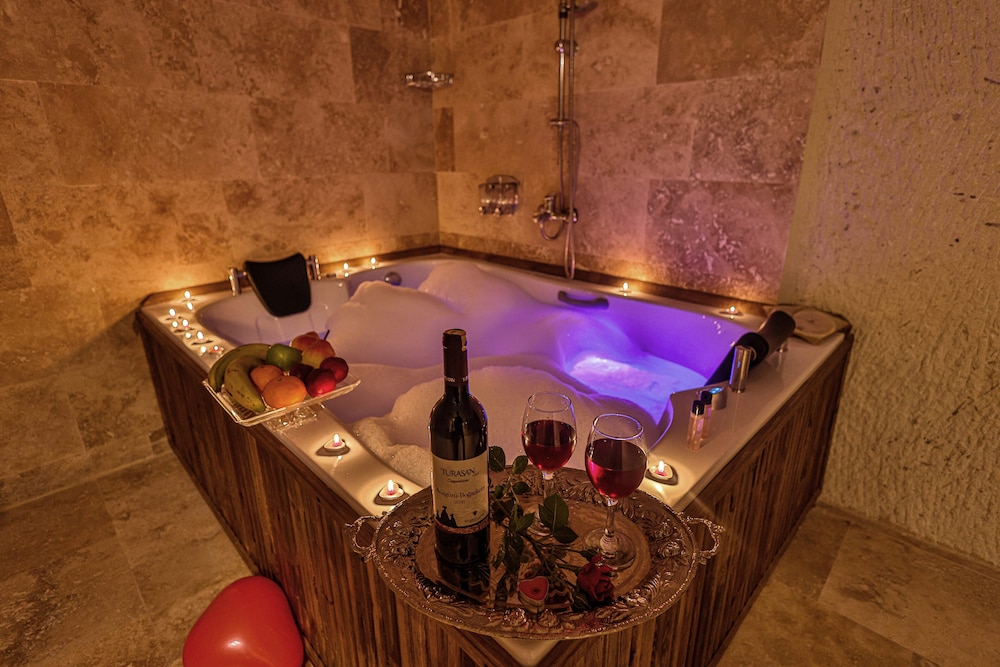 Caveadocia Stone Cave Hotel 3/36