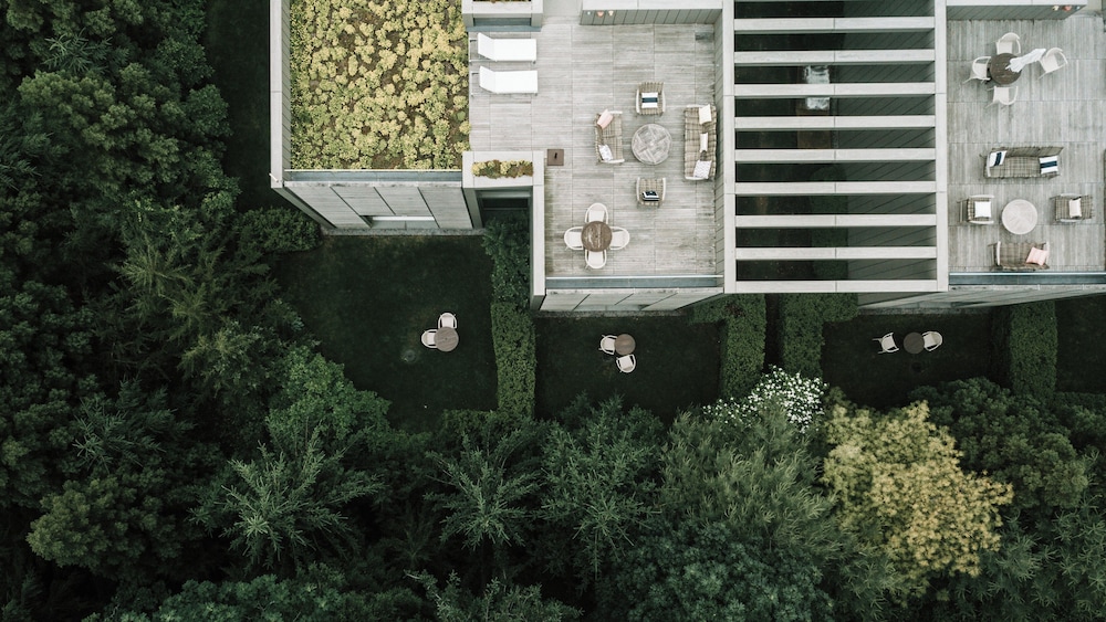 surroundings