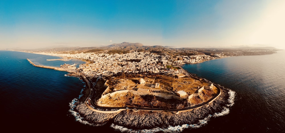 Eltina Hotel 38/50