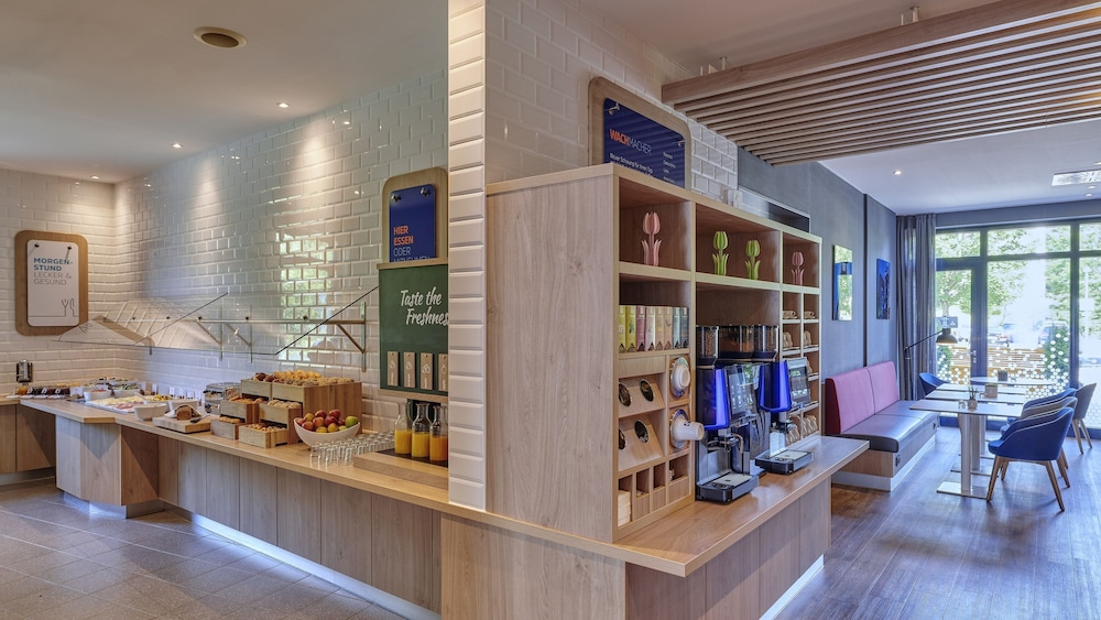 Holiday Inn Express Dortmund Hotel 31/46