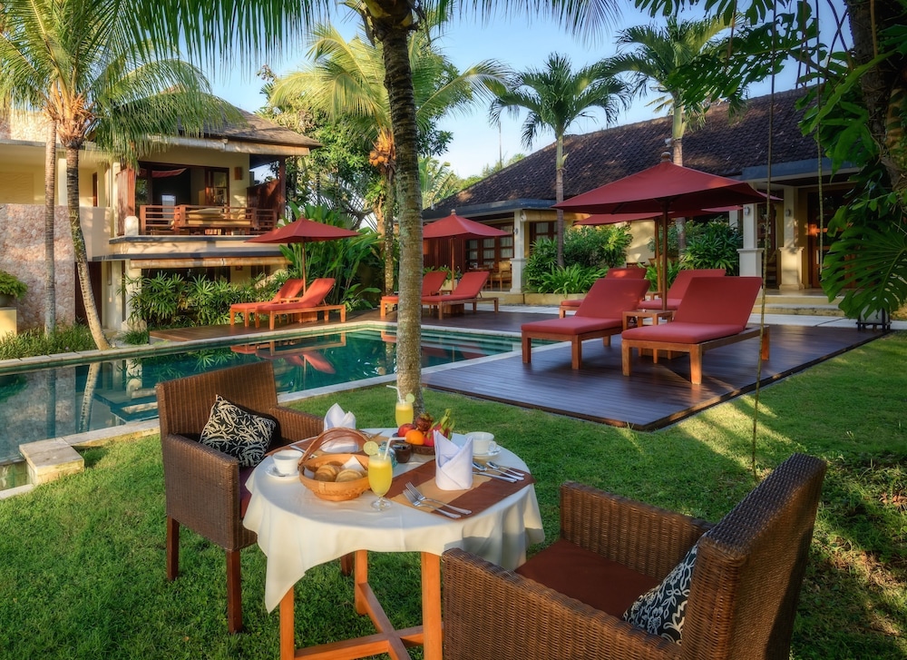Villa Sabandari 38/50