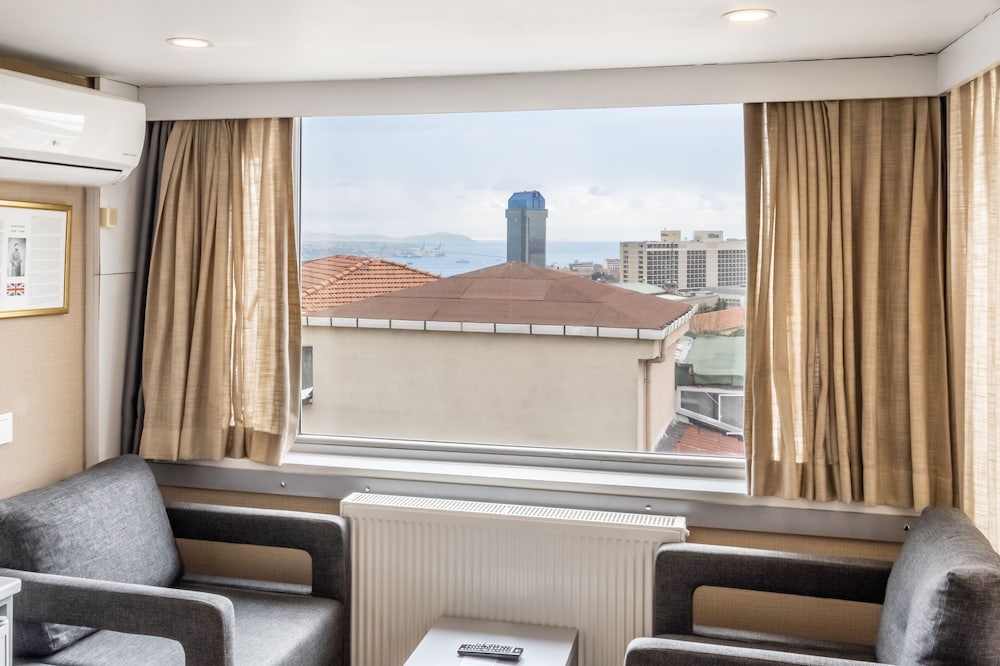 Gallery Residence And Boutique Hotel 27/72