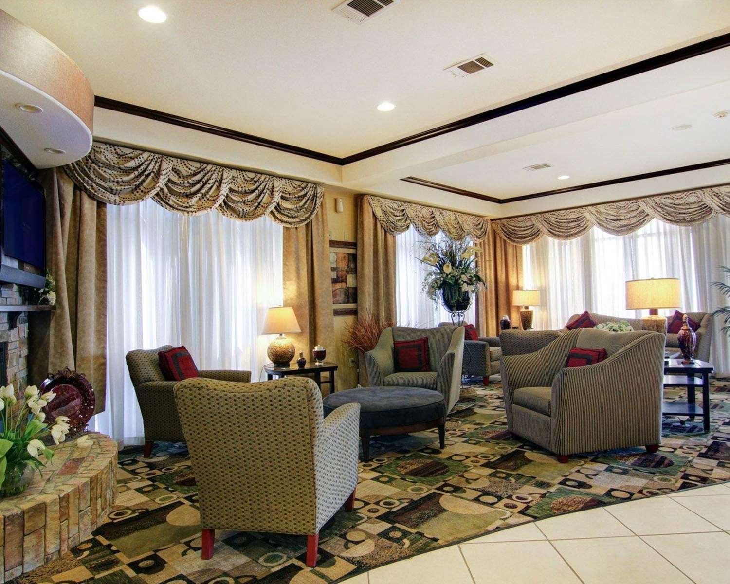 Comfort Suites Fort Stockton 15/26
