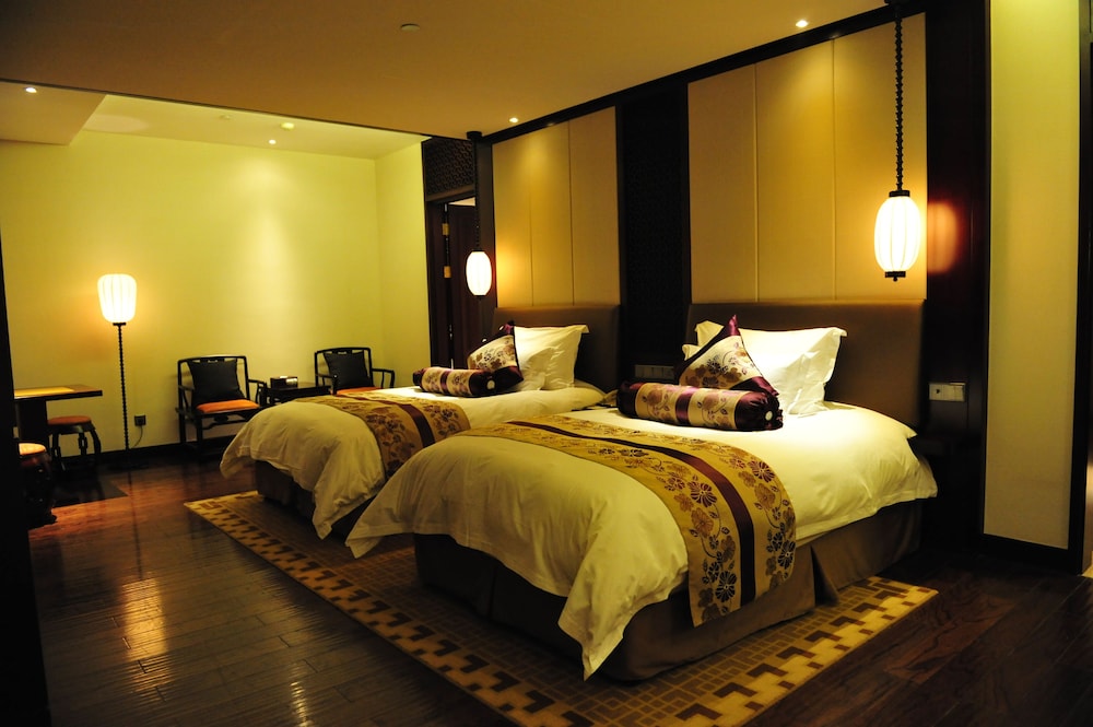 Hangzhou Tianyuan Tower Hotel 4/21
