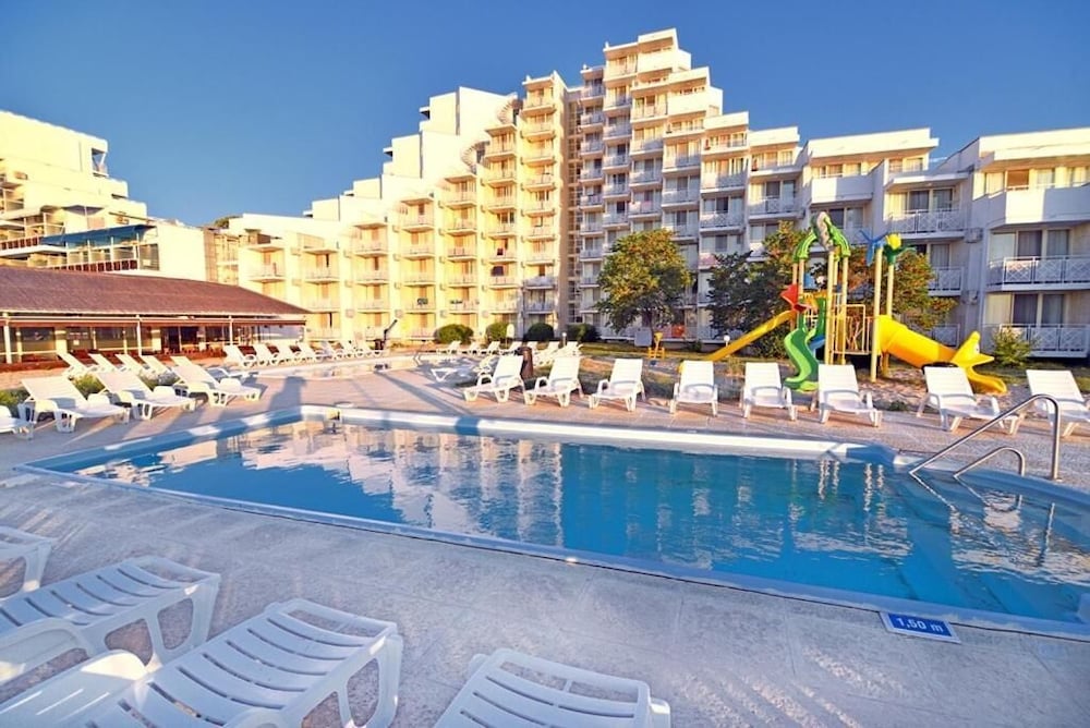 Albena Beach Club 39/50