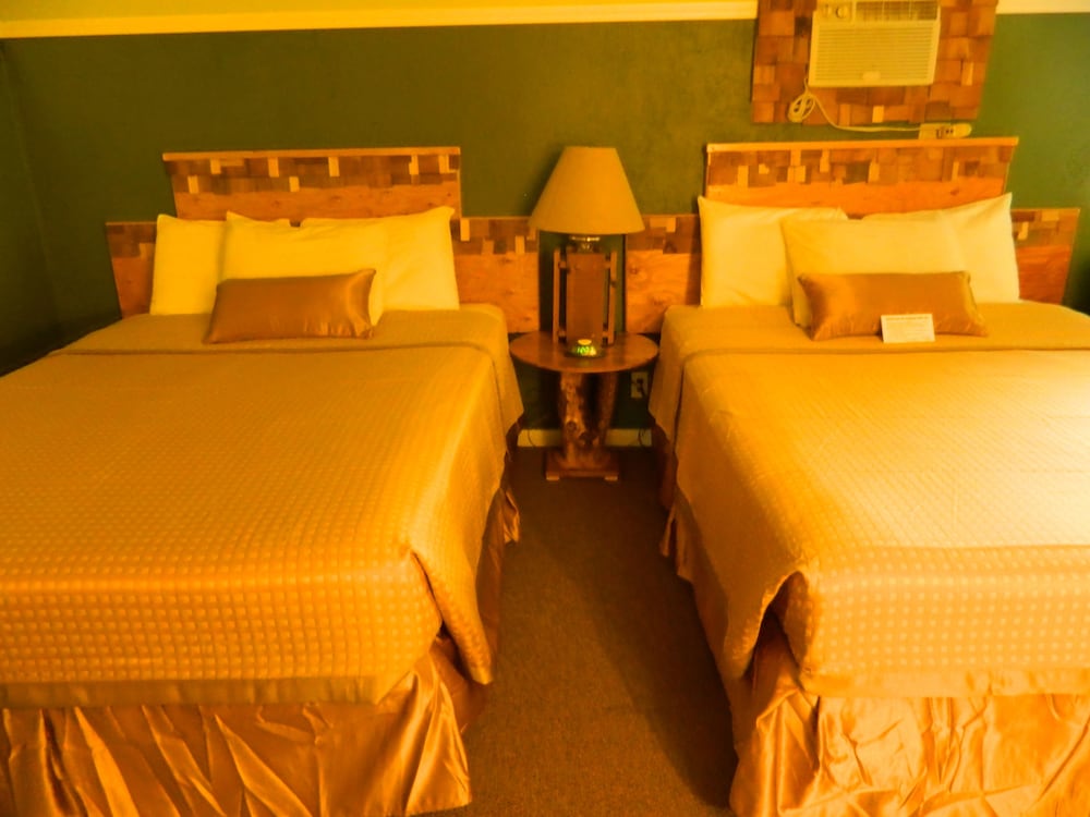 Country Motor Inn 25/64