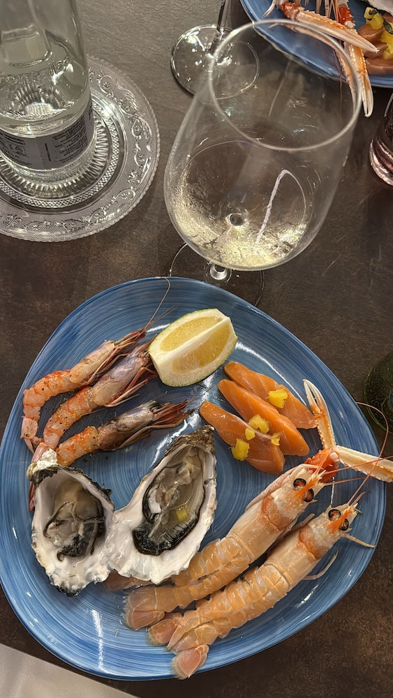 Petit Hotel 20/50