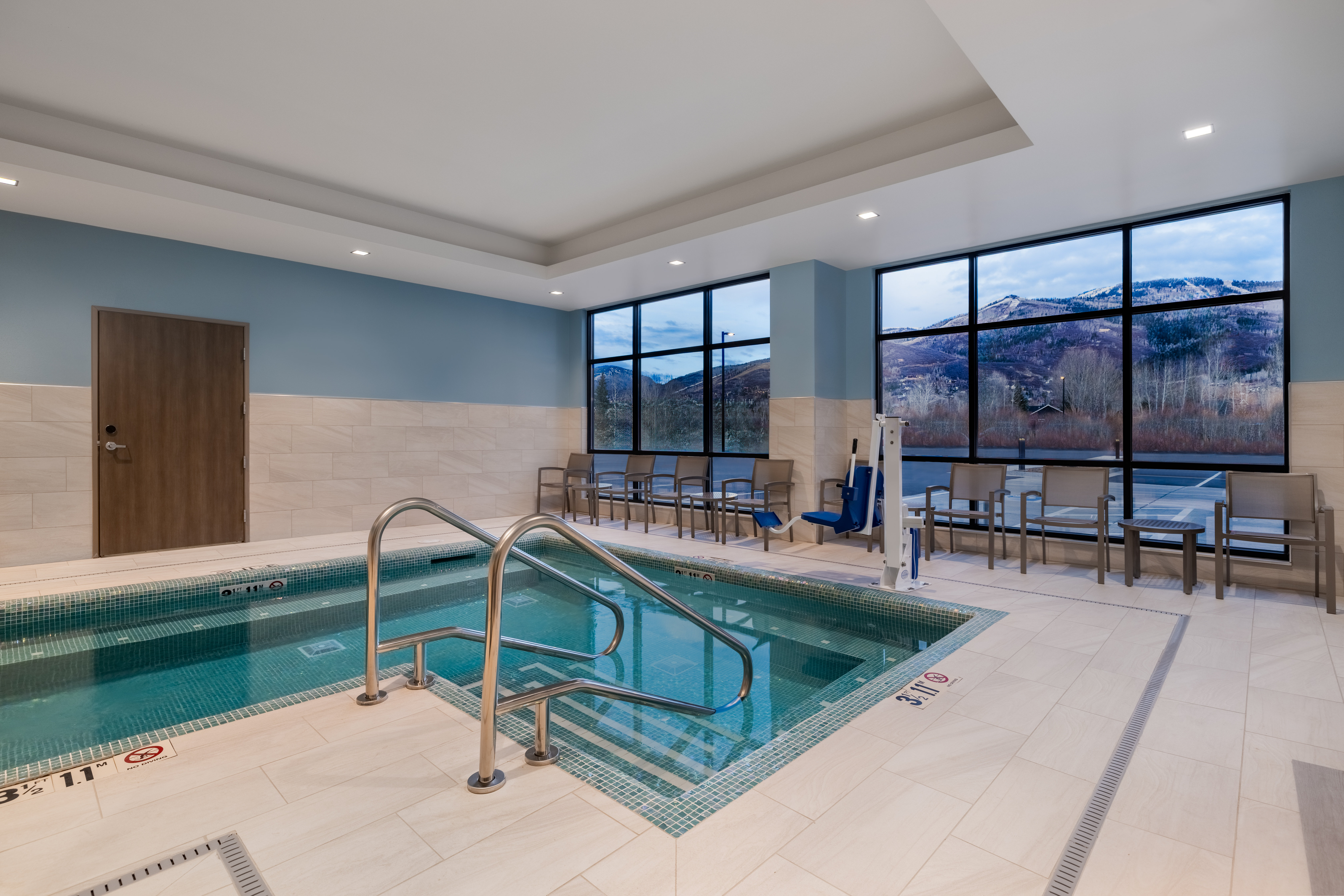 Holiday Inn Express & Suites Steamboat Springs by IHG 28/47