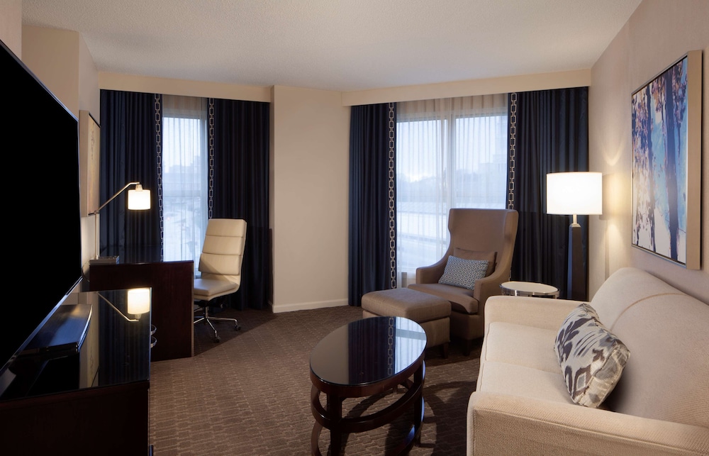Hilton Alexandria Old Town 42/74