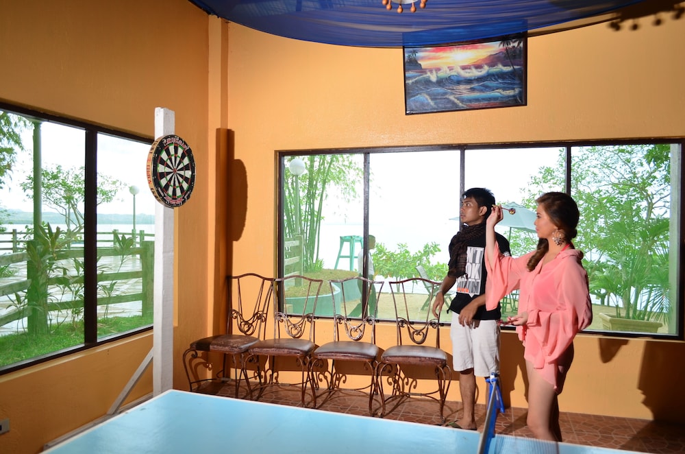 San Remigio Beach Club 27/49