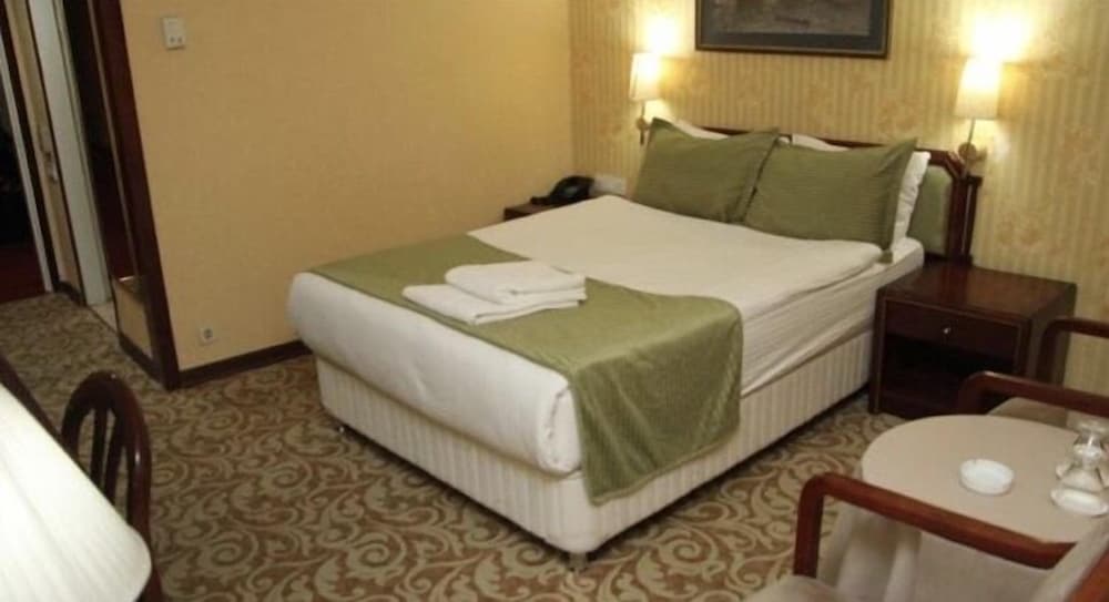 Shelter Inn Hotel & Spa 8/47