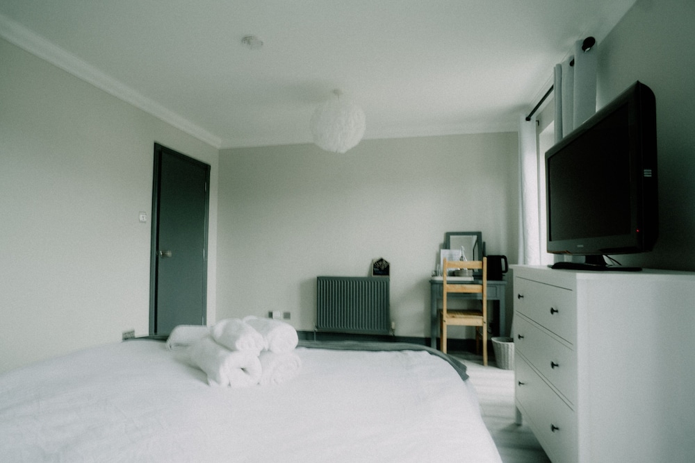 Inverness City Rooms 17/43