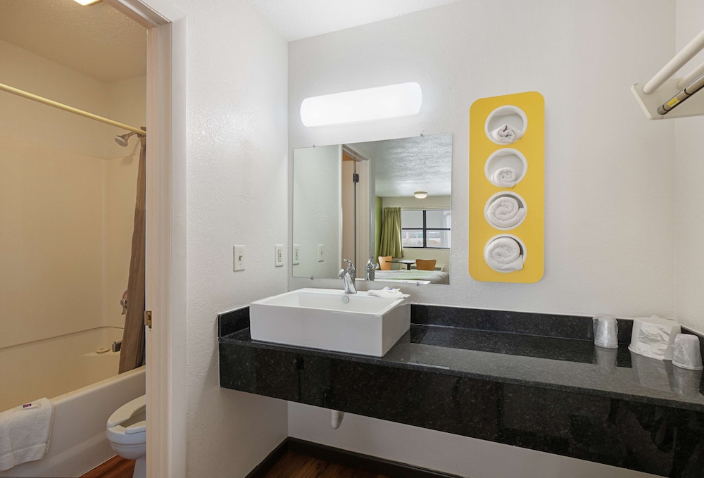 Motel6 Chattanooga, TN 43/43