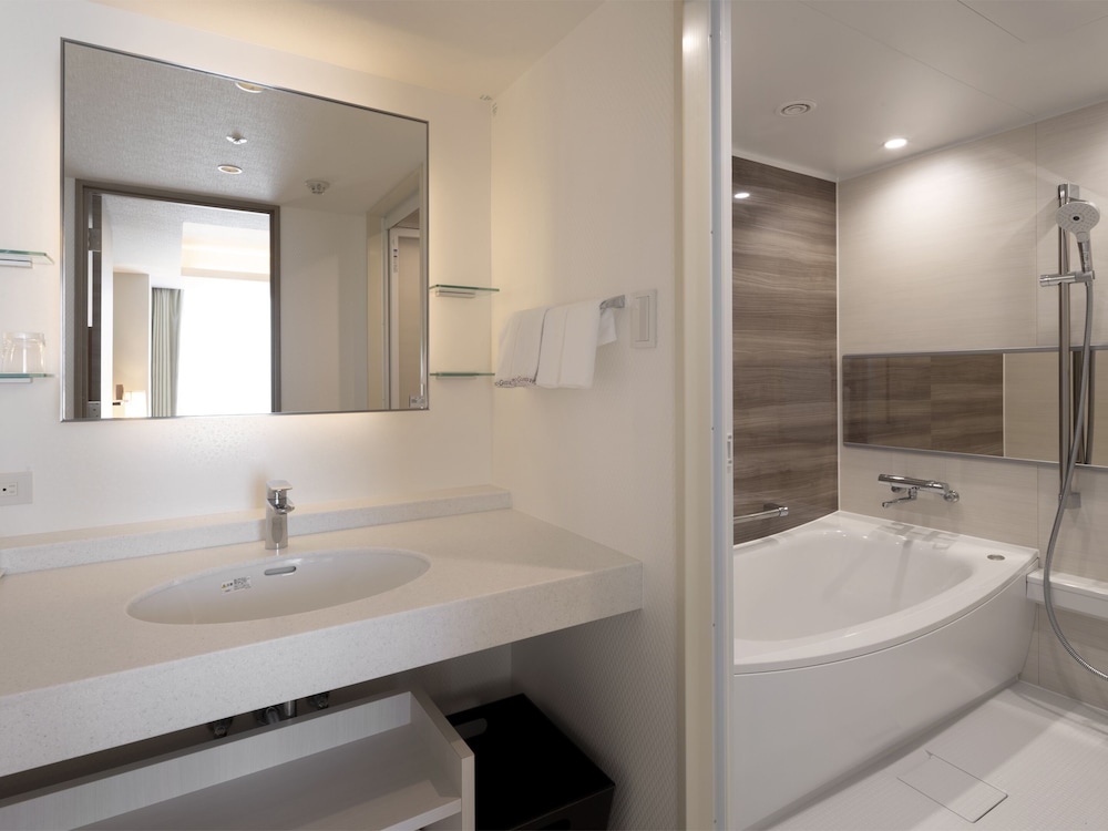 Sapporo Grand Hotel 48/50