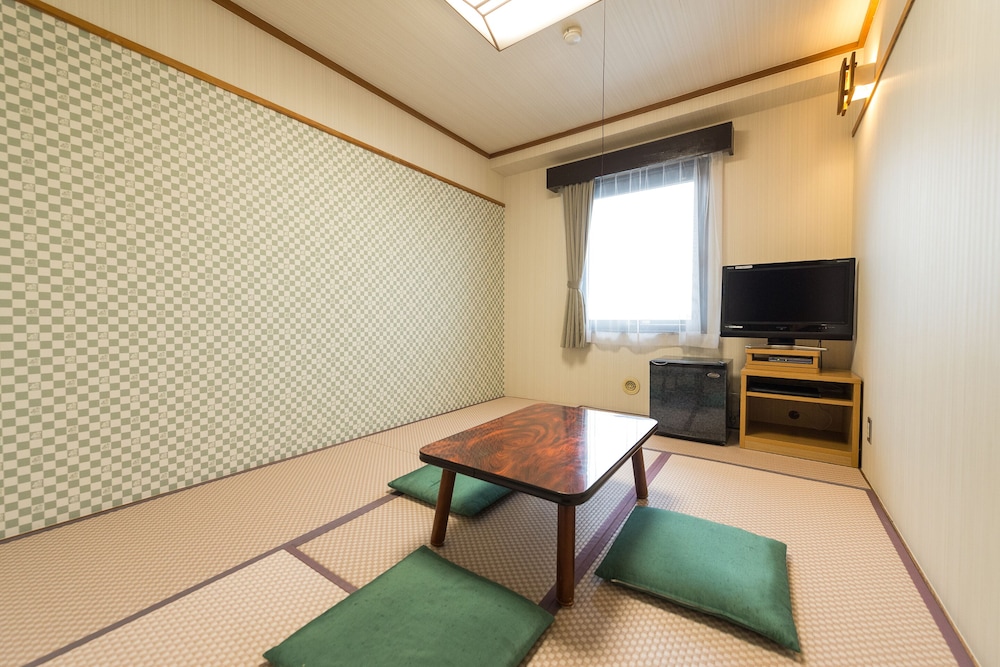 Hotel Livemax Budget Kofu 40/44