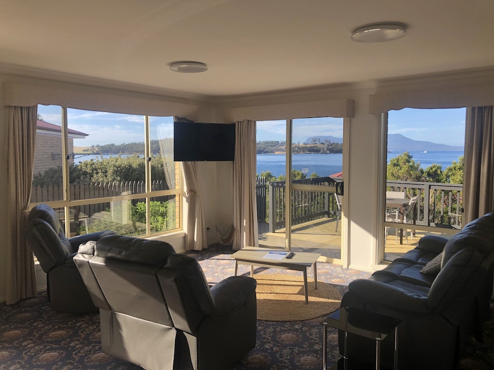 Eastcoaster Tasmania 37/75