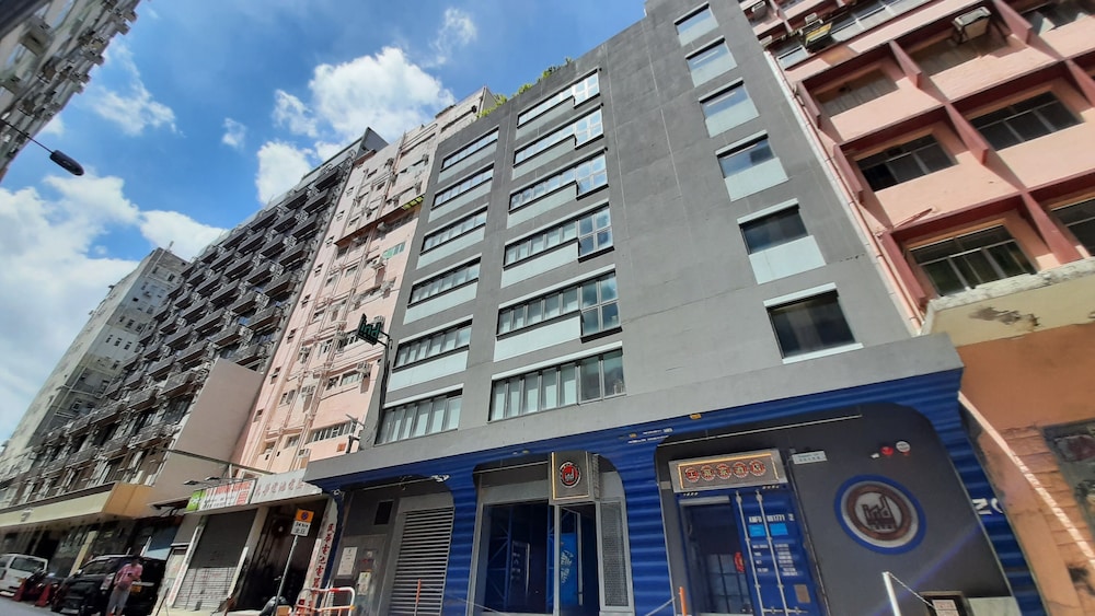 Ind Hotel 3/40